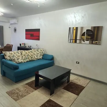Apartment Luxury - Pool & 20 Metri De Plaja