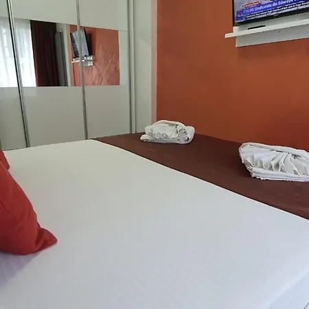 아파트 Luxury - Pool & 20 Metri De Plaja Năvodari
